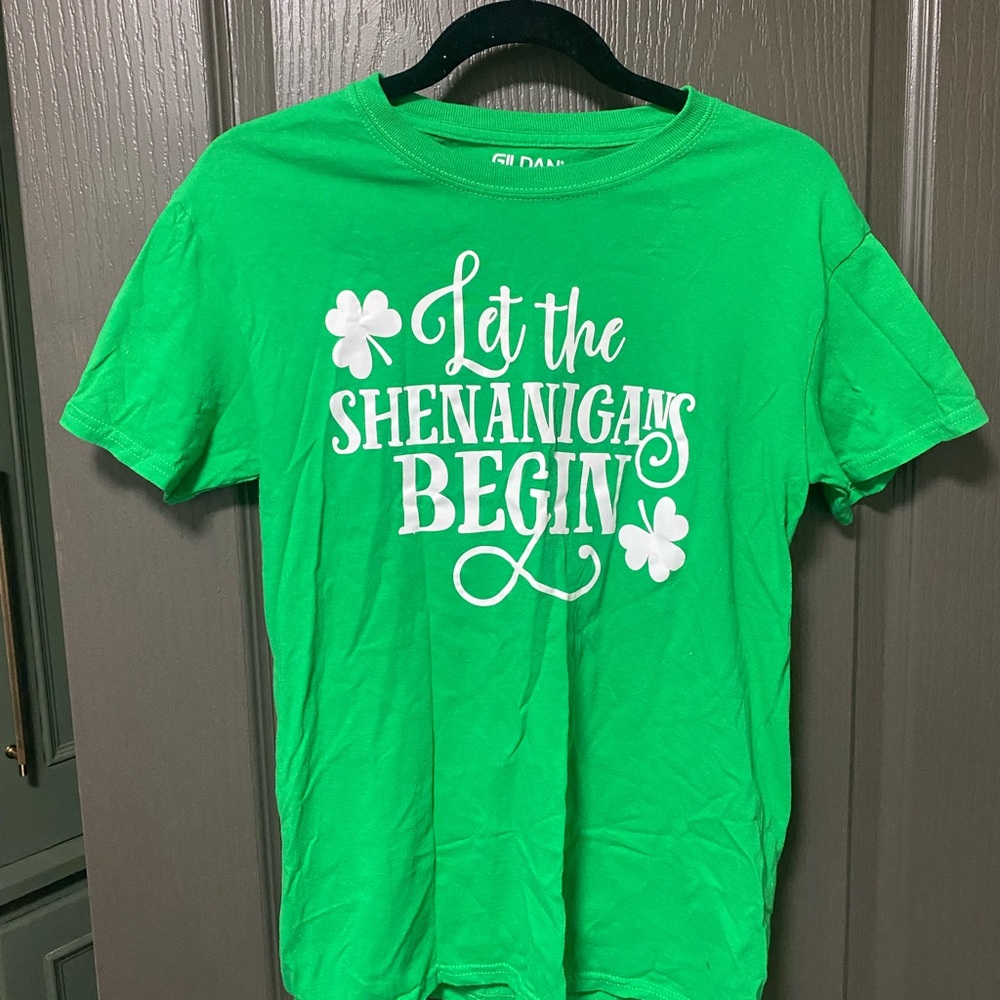 Gildan Green Tee with Shamrock Motif